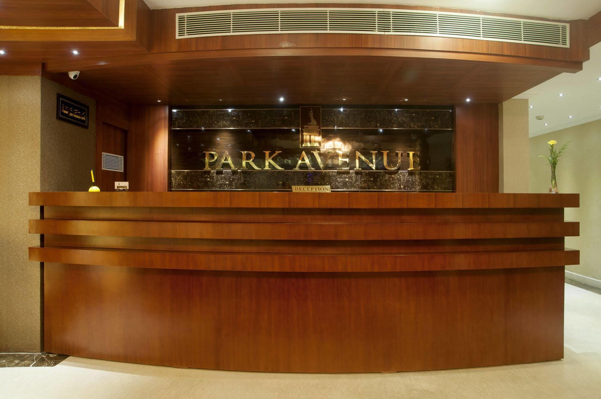 Park Avenue Hotel Nungambakkam Chennai Exteriör bild